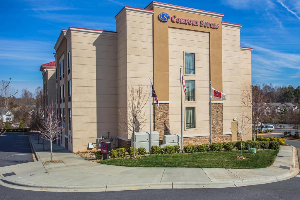 Comfort Suites Huntersville Near Lake Norman Buitenkant foto