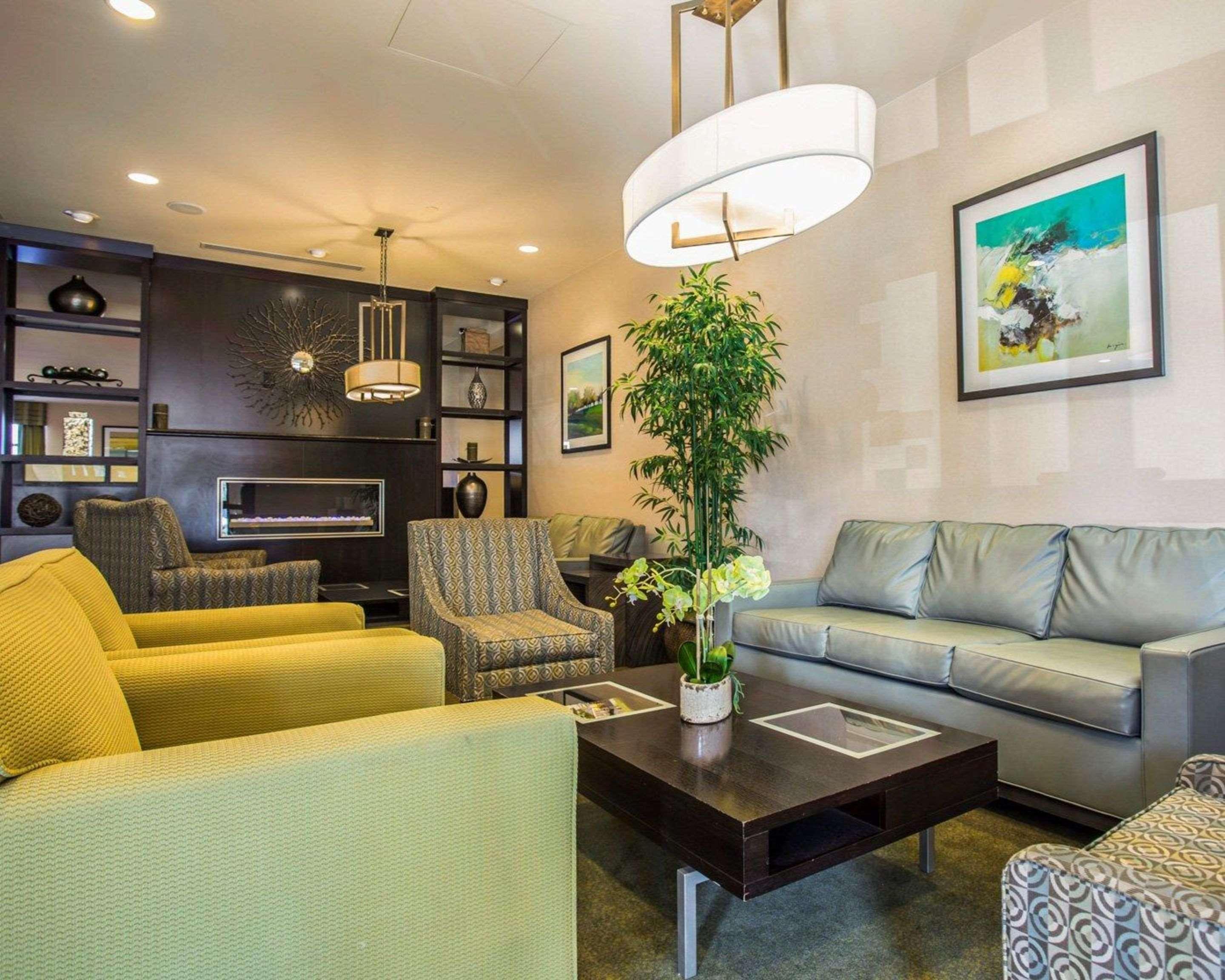 Comfort Suites Huntersville Near Lake Norman Buitenkant foto
